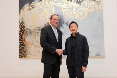 Chuck Robbins, Chair & CEO of Cisco and Peng Xiao, Group CEO of G42 in Abu Dhabi today