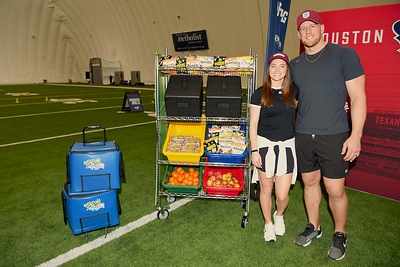 FRITO-LAY® Variety Packs and CHEETOS® Mac ‘N Cheese Team Up with J.J. and Kealia Watt to Provide Access to 10 Million School Meals and Support Thousands in Youth Sports