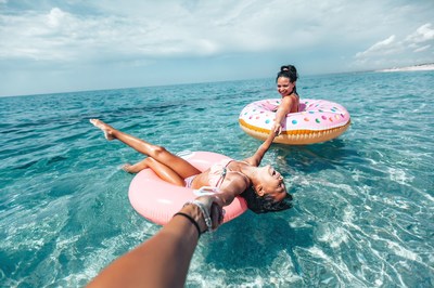 Americans give themselves permission to vacation, according to Expedia report