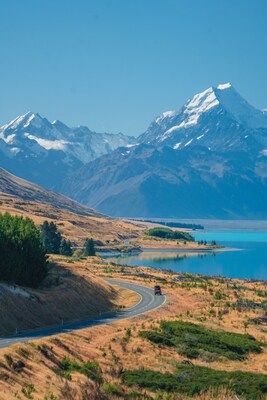 United Launches Winter Service with 50 Additional Daily Nonstops to International Cities, Including Manila, Philippines and Christchurch, New Zealand