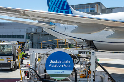 United plane fueled with SAF.