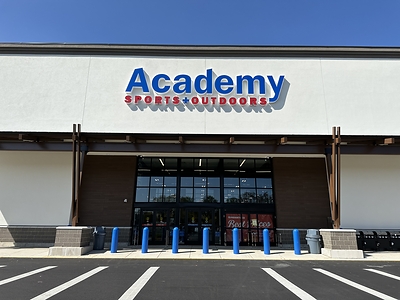Academy Sports + Outdoors, a leading full-line sporting goods and outdoor recreation retailer, is excited to announce the opening of its second location in Virginia. Located in Fredericksburg, the over 77,000-square-foot store brings a wide assortment of sports and outdoors merchandise to the area. This marks the sixth store Academy has opened in 2023.