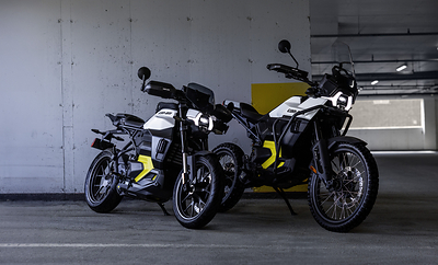 The Can-Am Pulse and Can-Am Origin are electric motorcycles that blend modern design with cutting-edge performance. (CNW Group/BRP Inc.)