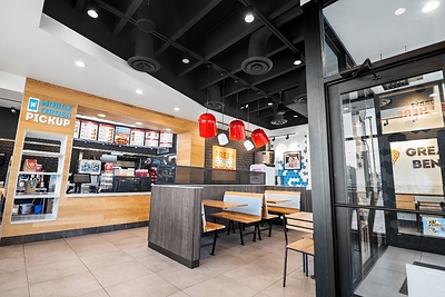 Wendy’s® restaurants featuring the Global Next Gen design standard include Self-order kiosks, conveniently located passthrough order pick-up shelving, and dedicated parking for mobile order pick-up help to create a more convenient experience for digital-first customers. The new Wendy’s restaurant operated by Wenspok Companies is now open in Great Bend, Kan.