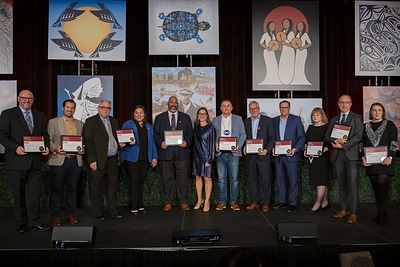 The Canadian Council for Aboriginal Business recognized its Gold level PAR certification organizations. (CNW Group/Hydro One Inc.)