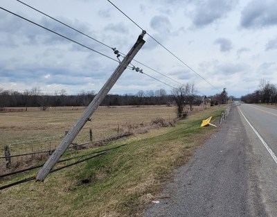 Damage to local infrastructure north of Kingston along Highway 38 caused by Friday’s windstorm (CNW Group/Hydro One Inc.)