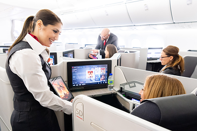 Air Canada Earns Passenger-Rated Five Star Global Airline Award at the APEX 2024 Awards (CNW Group/Air Canada)
