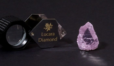 62 carat (CNW Group/Lucara Diamond Corp.)