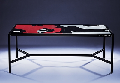 Leon's partners with Toronto Raptors to bring their 25th anniversary court to your living room. (CNW Group/Maple Leaf Sports & Entertainment Ltd.)