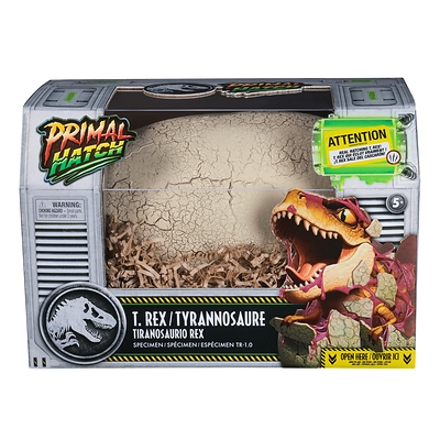 Primal Hatch Jurassic World T.REX is available at major retailers nationwide for a suggested retail price of $65.99 USD. (CNW Group/Spin Master Corp.)