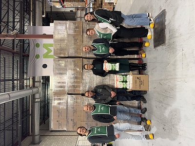 Cascades makes a donation valued at $33,000 to the Media Food Drive (CNW Group/Cascades Canada ULC.)