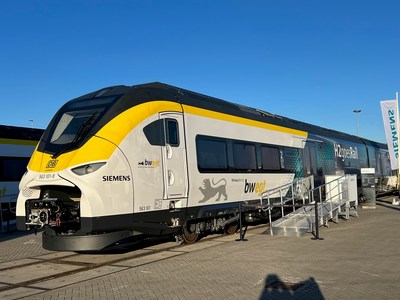 Ballard powered Siemens MIREO PLUS H2 (CNW Group/Ballard Power Systems Inc.)