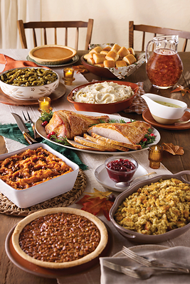 Thanksgiving Heat n Serve: Cracker Barrel’s Thanksgiving Heat n’ Serve Feast or Family Dinner offers guests a complete Thanksgiving meal to-go that’s ready to serve in two hours or less.