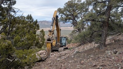 Figure 2. Construction currently underway on new drill roads along the South Quartzite Ridge Target. (CNW Group/Nevada King Gold Corp.)
