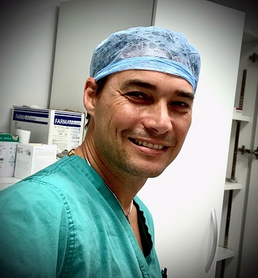 Matthew Ostroff, MSN, AGACNP, VABC, CPUI, Vascular Access Coordinator and Lead APN (CNW Group/Covalon Technologies Ltd.)
