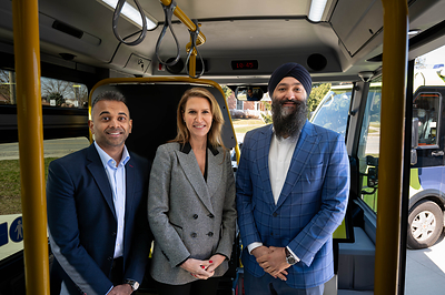 From left: Praveen Arichandran, CEO and co-founder of Argo; Minister Caroline Mulroney, MPP York-Simcoe; Ontario Transportation Minister Prabmeet Sarkaria. (CNW Group/ARGO CORPORATION)