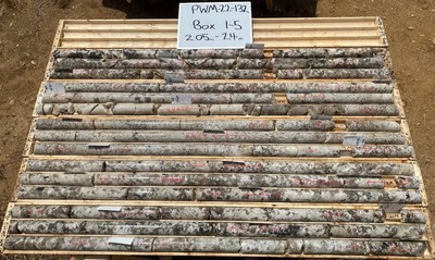 Figure 2 - Spodumene pegmatite, Main Dyke, drill hole PWM-22-132. (CNW Group/POWER METALS CORP)
