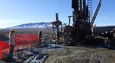 Drilling operations at the site of borehole GEM23-04, February 2023 (CNW Group/Nevada Sunrise Metals Corporation)