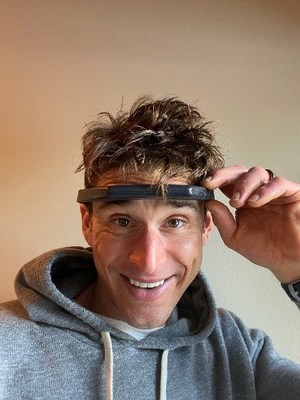 Ben Greenfield, renowned biohacker, fitness guru and New York Times best-selling author has been an early tester of Hapbee's "Boost" signal. He will host an Instagram Live broadcast with Hapbee co-founder Scott Donnell July 29th at 8 pm ET. (CNW Group/Hapbee Technologies Inc.)