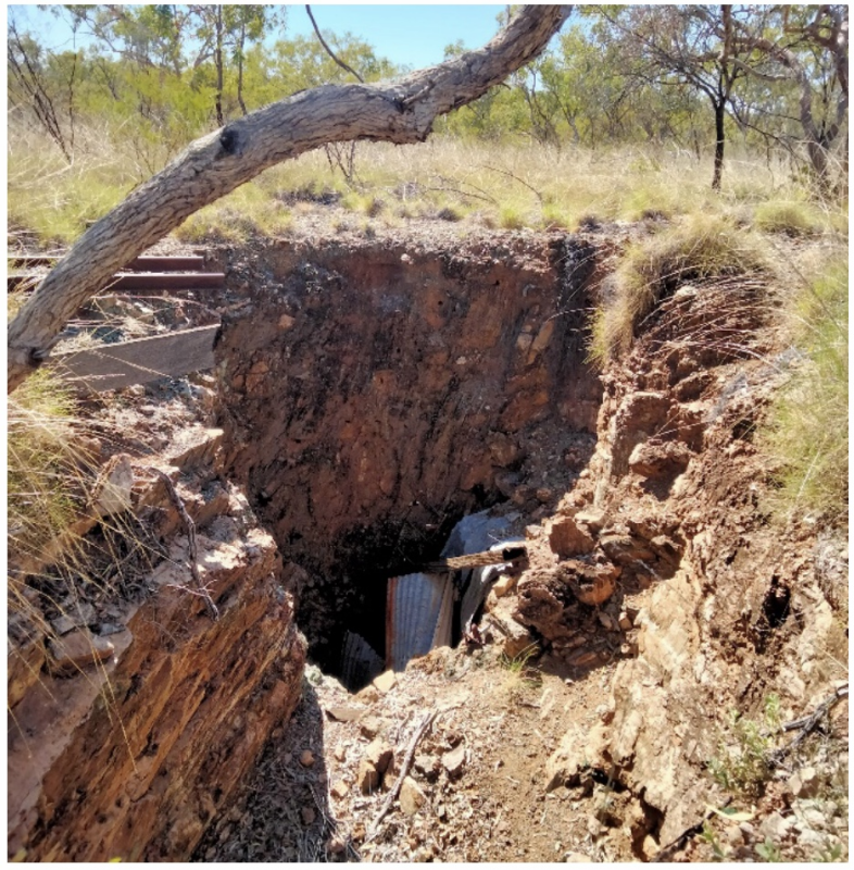 Figure 3 : pXRF soil anomalism
(Cu-Co-As) and proposed drillholes in Northern Extension target
zone