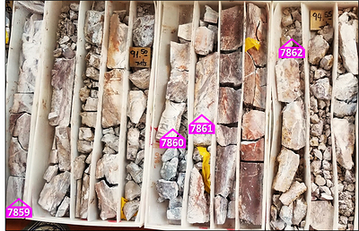 Photos 3: Core interval from drill hole CEN08-10 with intense argillic alteration (kaolinite) averaging 232 ppb Au, 5.5 ppm Ag, 1,328 ppm As, 102 ppm Hg, 50.8 ppm Sb & 4.4 ppm Mo over 6.7 m starting at 88.4 m (weighted average of samples 7859 through 7862). (CNW Group/Southern Empire Resources Corp.)