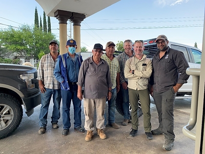 Figure 2. Jemi site visit attendees. From left to right: Jesus Hernandez (vendor), Antonio Rodriguez Vega
(UAdeC), Roberto Díaz Martinesz (UAdeC), Reynaldo Falcon (vendor), Dan Harmening (MNRL Technical Advisor), Kristopher Raffle, P.Geo. (Director and QP), Dr. Jamil Sader (CEO and Director). (CNW Group/Monumental Minerals Corp.)