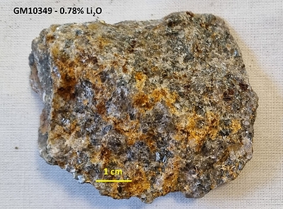 Figure 4: Photographs of lithium-bearing rocks from this round of sampling.  GM10333 – the right half of the sample is predominantly fine-grained zinnwaldite with coarser quartz and topaz. The left half shows medium to coarse grained quartz and topaz with interstitial fine to very fine-grained zinnwaldite. GM10353 – This sample shows domains of coarse-grained quartz and topaz and domains of fine grained zinnwaldite, quartz and topaz. GM10349 – This sample is comprised of a relatively homogenous distribution of coarse-grained quartz, topaz and zinnwaldite. GM10358 – This is a fine to medium-grained rock with a homogeneous distribution of quartz, topaz and zinnwaldite. Note that these photos are not intended to be representative of broader mineralization on the Project. (CNW Group/TinOne Resources Corp.)