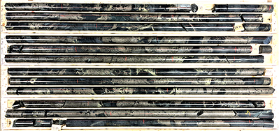 Figure 1: Diamond drill hole Wine 23-17 from approximately 25.0 meters to 42.1 meters - Middle Zone mineralization (CNW Group/Nican Ltd.)