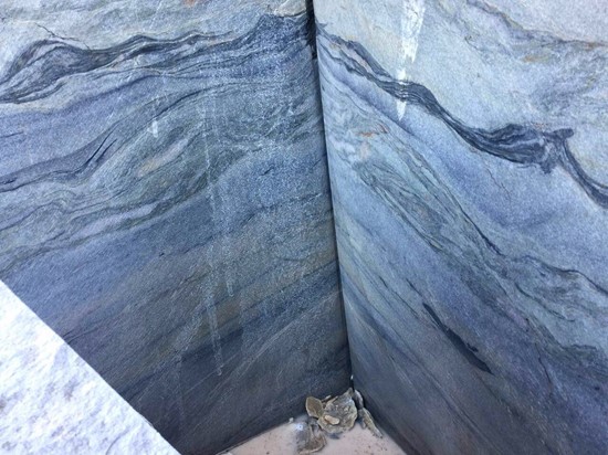 Cannot view this image? Visit: https://orders.newsfilecorp.com/files/3082/71951_01.0%20blue%20quartzite%20photo_550.jpg