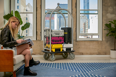 Samsara Luggage collaborates with T-Mobile to launch the magenta Un-carrier On suitcase, the only suitcase with Tag Smart tracking, wireless charging, and other tech and design features (PRNewsfoto/Samsara Luggage Inc.)