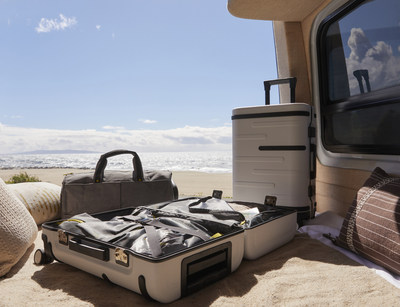 Tommy Bahama will carry Samsara’s Tag Smart Carry-on combined with the Apple AirTag online and in select stores.