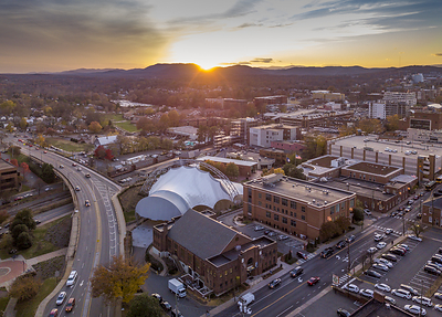 Charlottesville's premier outdoor music venue is ready to rock again as the newly branded Ting Pavilion. (CNW Group/Tucows Inc.)