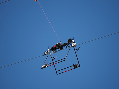 The Mini LineFly™ automatically and precisely installs PLP BIRD-FLIGHT™ Diverters on overhead conductors