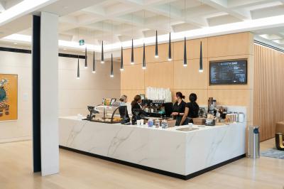Barista bar at Manulife’s global headquarters in 2025. (CNW Group/Manulife Financial Corporation)