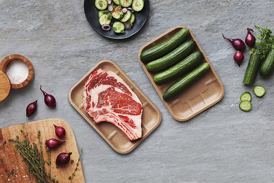 100% recycled and recyclable thermoformed cardboard food tray (CNW Group/Cascades Inc.)