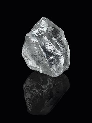Lucara's 549 carat rough diamond. Photo credit: Philippe Lacombe, courtesy of Louis Vuitton (CNW Group/Lucara Diamond Corp.)