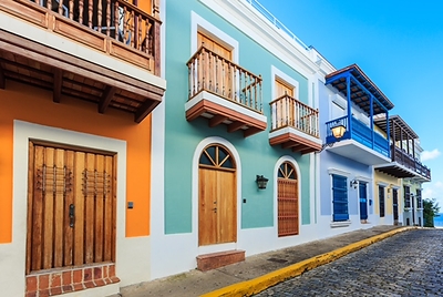 Last week, Vaycaychella announced adding a boutique hotel in the Caribbean to its portfolio of short-term rental properties available on sharing economy apps like Airbnb, VRBO and Booking.com.  Sharing economy apps are taking an increasing share of the $32 billion Caribbean vacation market. (PRNewsfoto/World Series of Golf, Inc.)