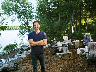 Scott McGillivray, Scott’s Vacation House Rules. Photo credit: Corus Studios. (CNW Group/Corus Entertainment Inc.)