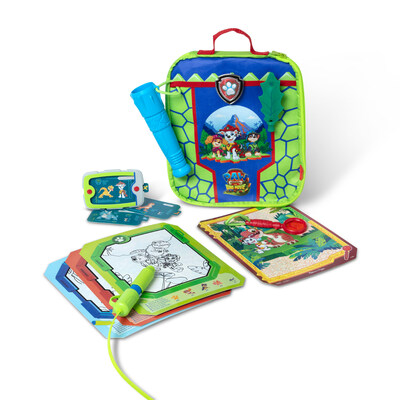 Melissa & Doug Dino Adventure Role Play Set (CNW Group/Spin Master Corp.)