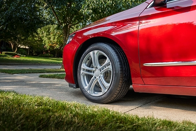 The new Cooper® ProControl™ provides optimal even wear for crisp handling at every turn, Wear Arc™ Technology for balanced pressure at the tire-to-road contact area and water evacuation grooves for improved wet traction. Backed by an up to 70,000-mile treadwear warranty, drivers can expect optimized handling and traction to deliver a confident and in-control driving experience.