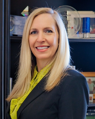 Tracy Dick - Bank7 Corp. Director