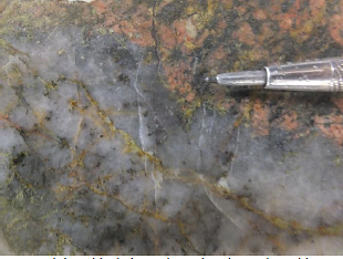 A-type vein with disseminated chalcopyrite and pyrite from CK21-09c (920 ft).
