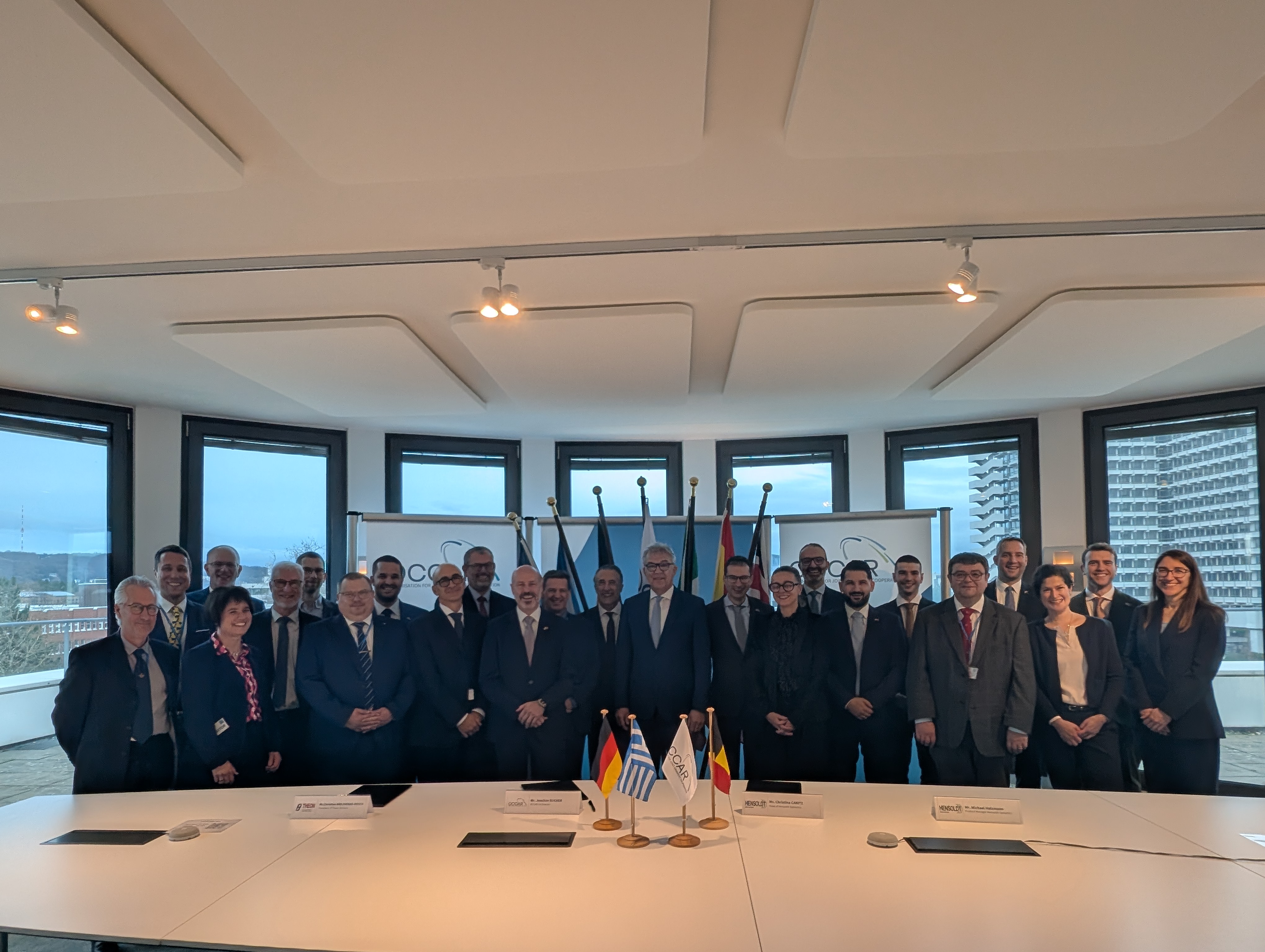 From the signing of the agreement Representatives from OCCAR, German and Belgian MoD, THEON and Hensoldt