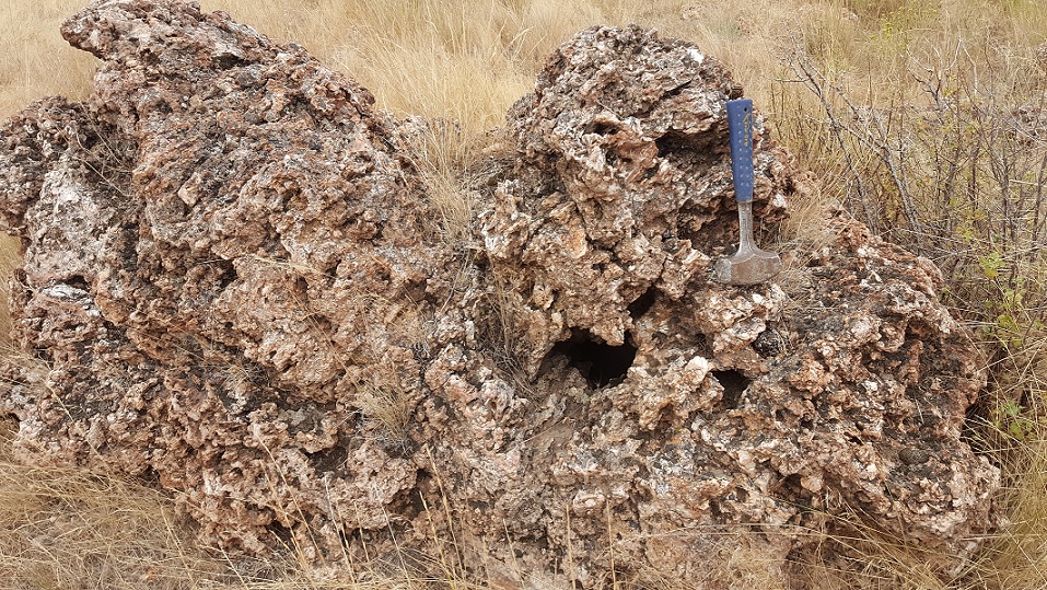 Austin Gold's Stockade project - hydrothermal/hot springs vent breccia