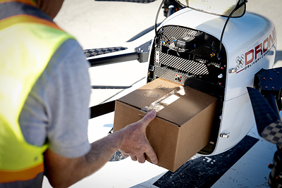 DDC COMPLETES FIRST CANARY DRONE FLIGHTS IN A COMMERCIAL SETTING (CNW Group/Drone Delivery Canada Corp.)