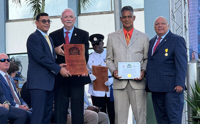 Cayman Islands Heroes Day Presentation (CNW Group/Caribbean Utilities Company, Ltd.)