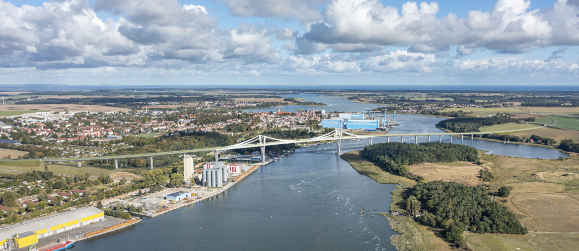Image+Peenebru%CC%88cke+Wolgast.jpg