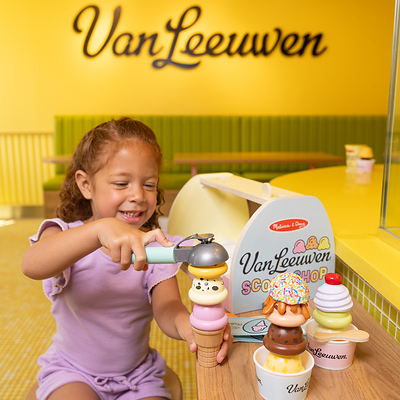 Melissa & Doug® and Van Leeuwen Launch Sweet Summer Collaboration With Limited-Edition Ice Cream Play Sets. (CNW Group/Melissa & Doug)