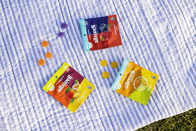 Available in six unique flavors – three sour and three sweet – Allswell cannabis-infused gummies offer customers potency and quality at unbeatable value (CNW Group/Glass House Brands Inc.)