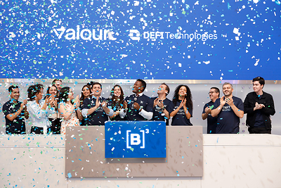DeFi Technologies and Valour Mark Strategic Entry into Brazil With Bell-Ringing Ceremony at B3 Exchange. (CNW Group/DeFi Technologies Inc.)